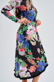 Loose Basic Dress - Black Primrose (Includes Complimentary Wrap)