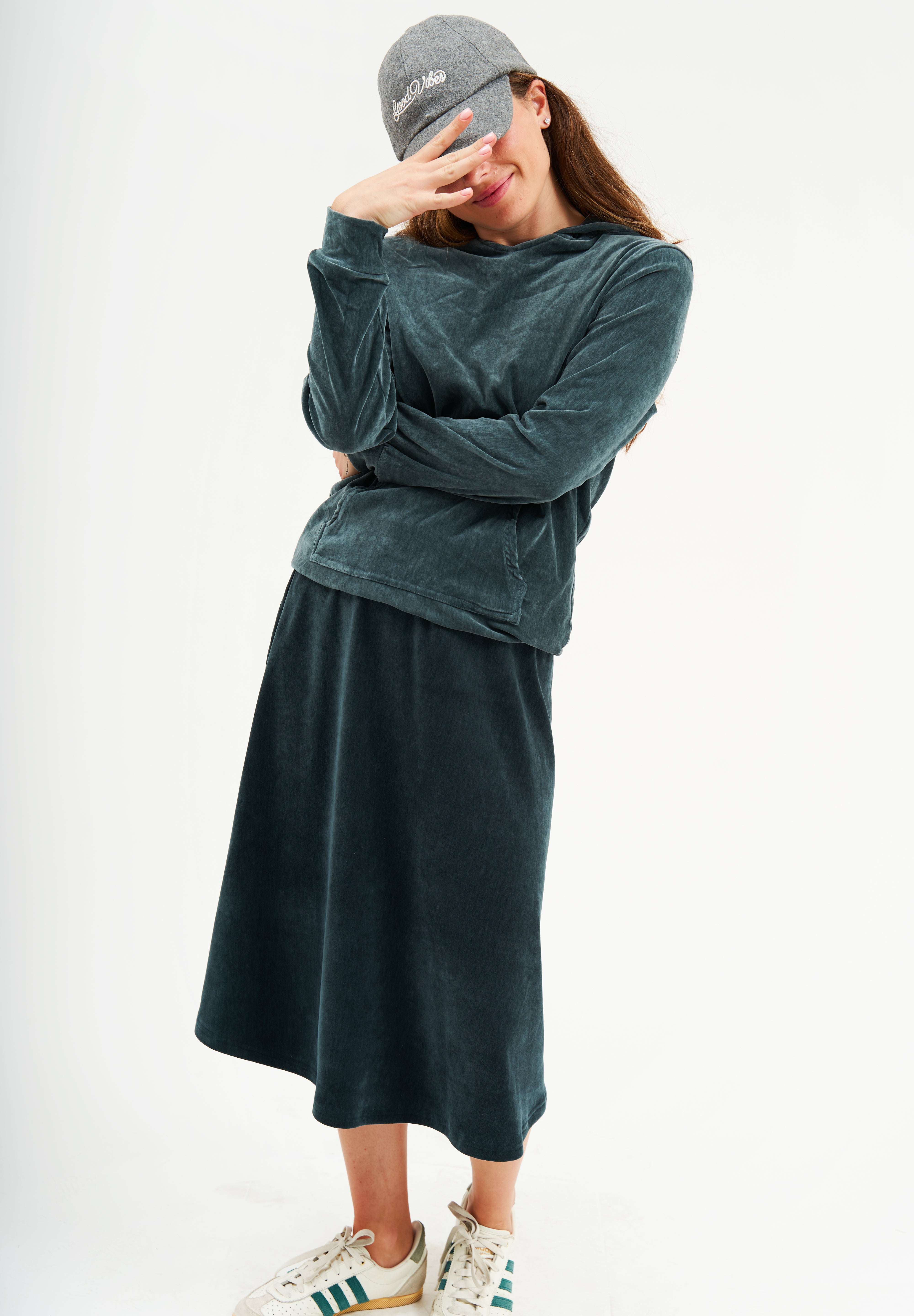 Modest Jewel Teal Velvet Shishi Skirt – Women's Fashion