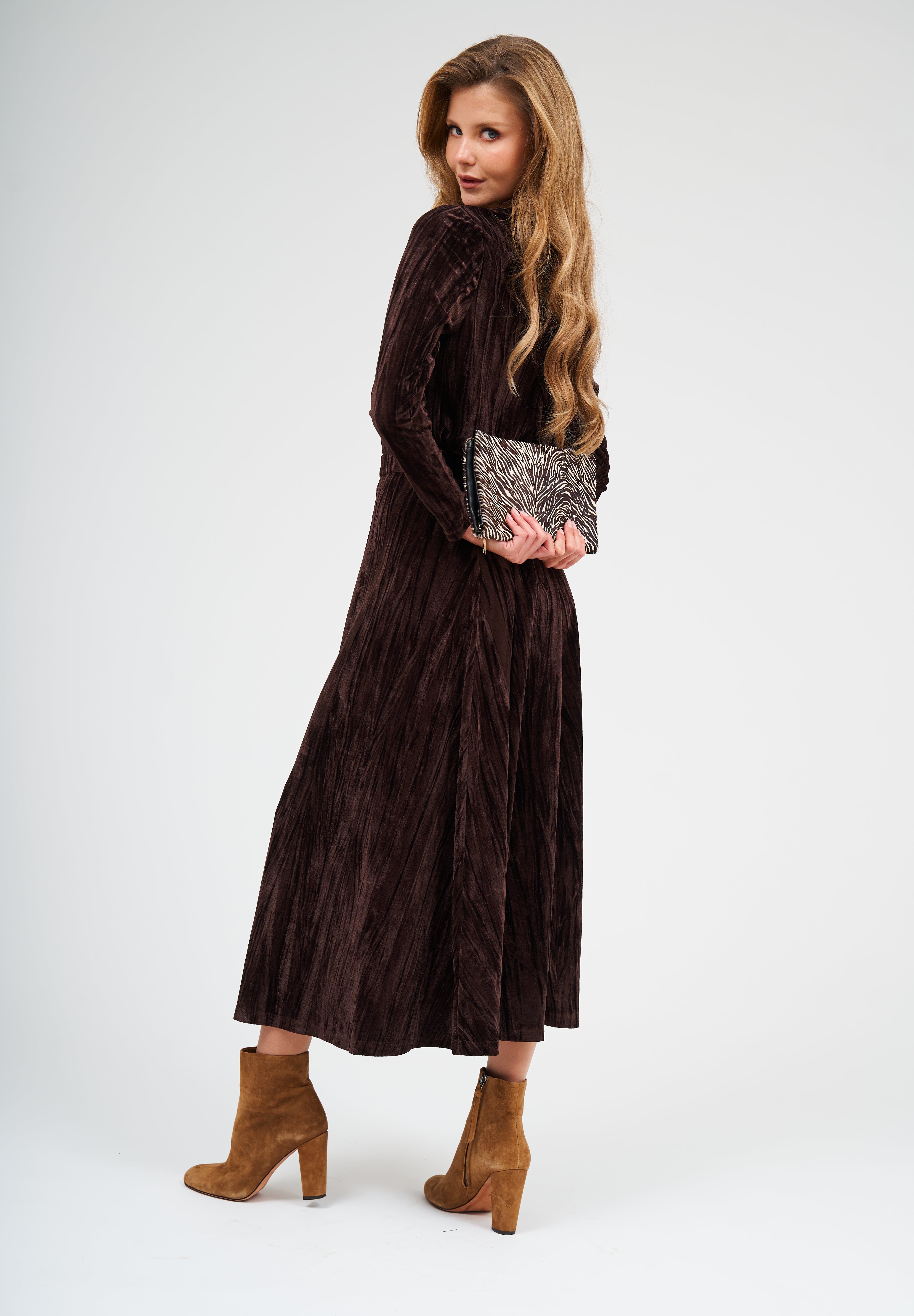 Daniella_WS258822_8993a1c2-c73a-4596-bcf6-81ebcdc45d95.jpg