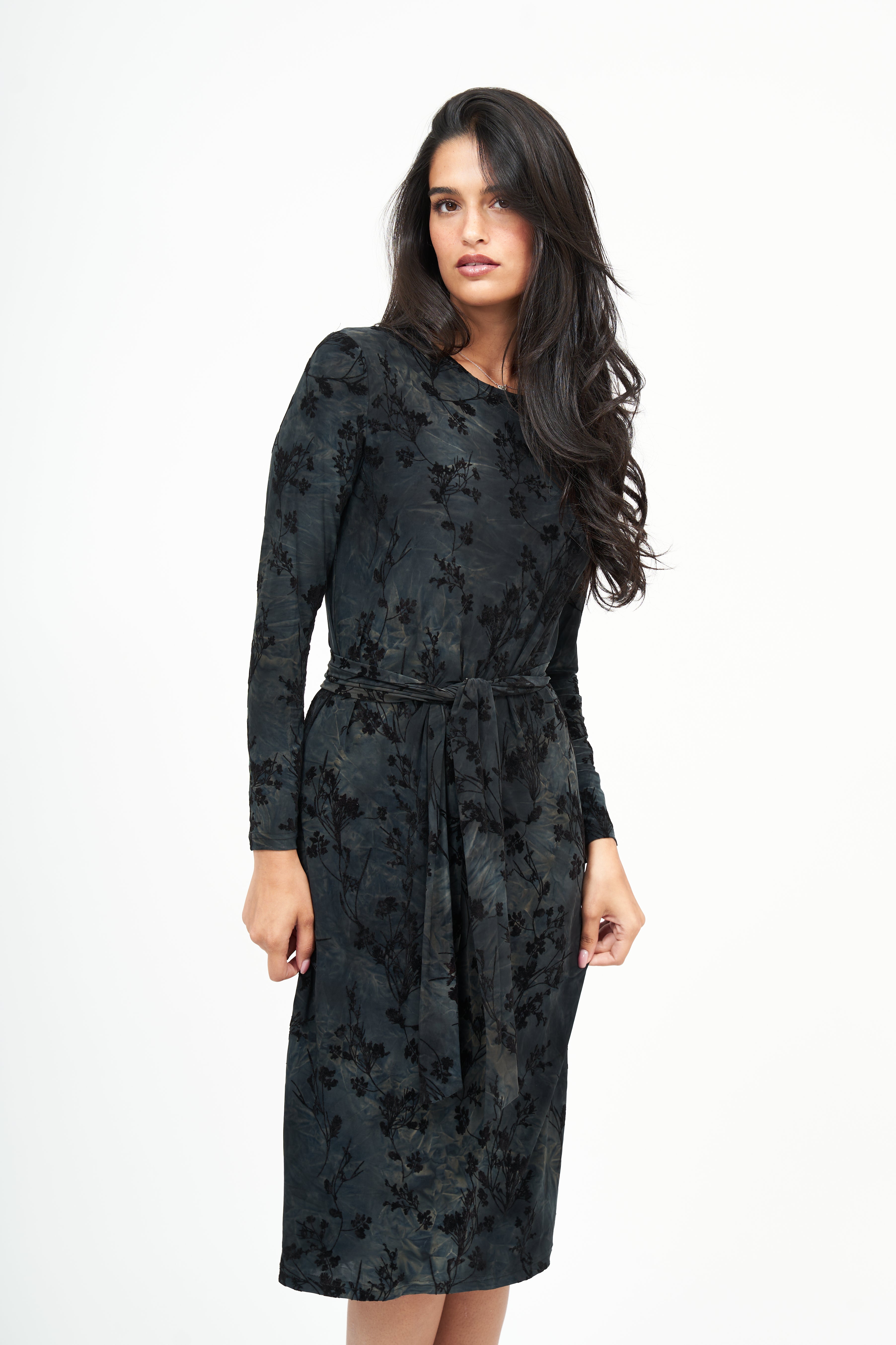 Loose Basic Floral Velvet: Black/Grey XS Loose Basic Floral Velvet: Black/Grey XS