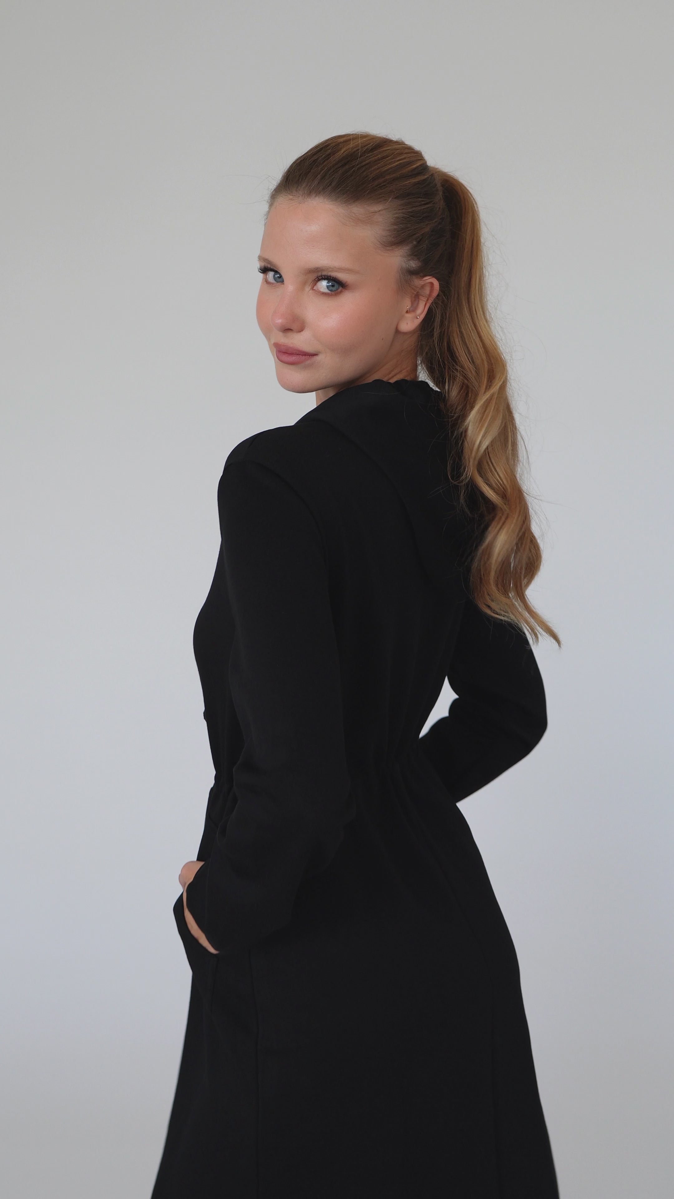 ワンピース Leo hoodie set dress black KYLIA HOODIE DRESS – AMOUR781