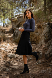BLACK STRETCH KIKI SKIRT